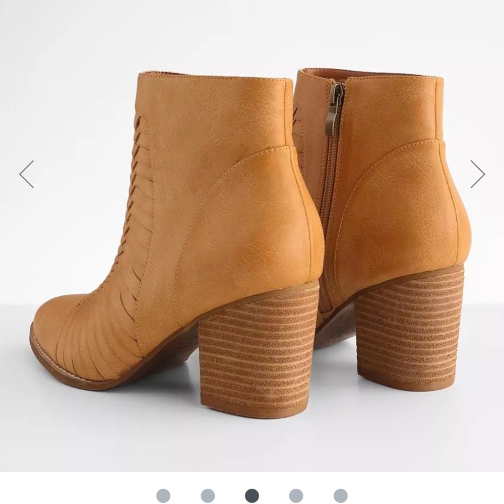 Buckle brand booties